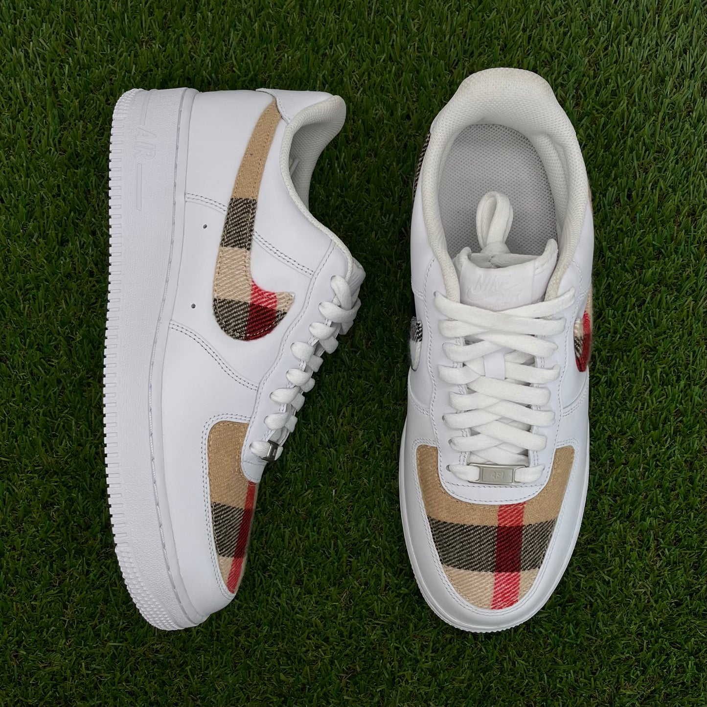 AF1 low white burberry