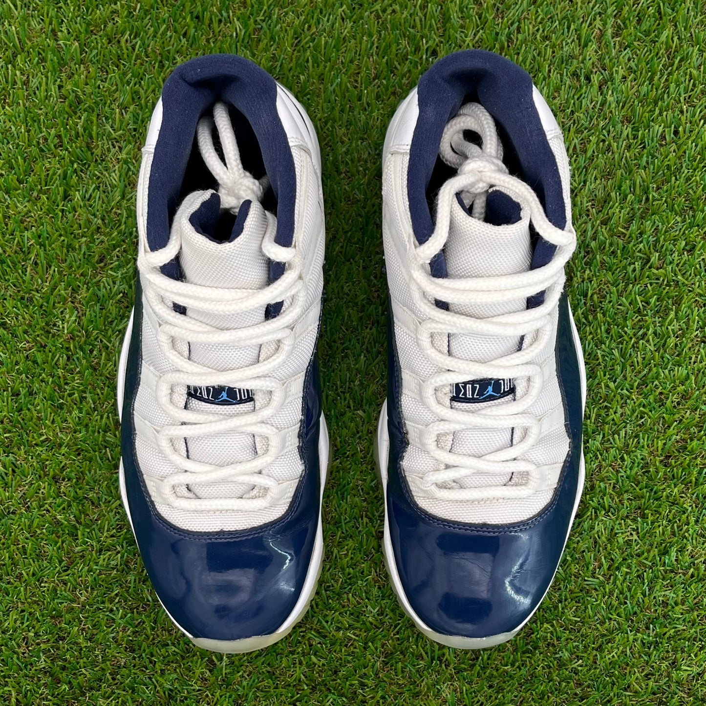 J11 columbia UNC win like 82 (43)