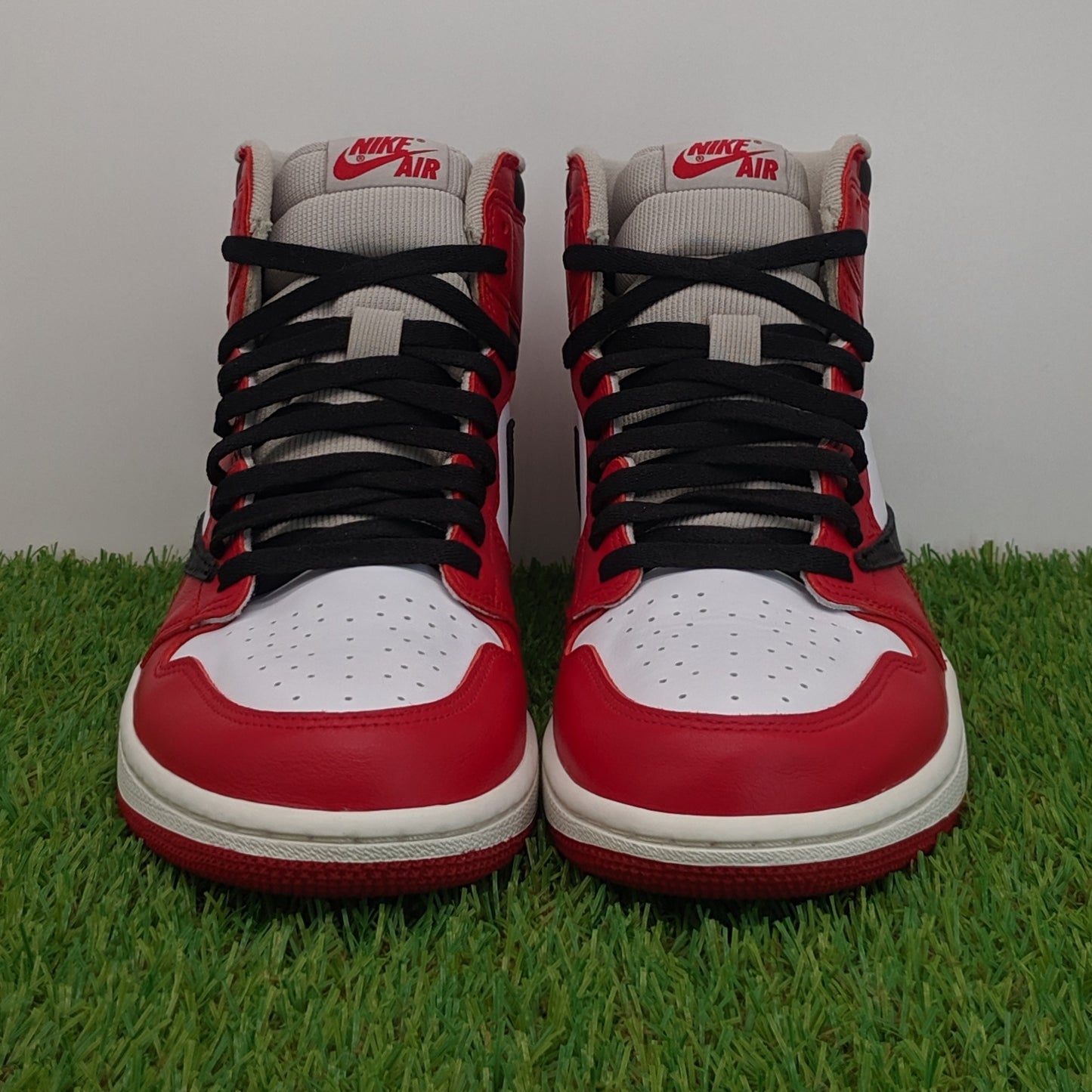 AJ1 high chicago travis custom