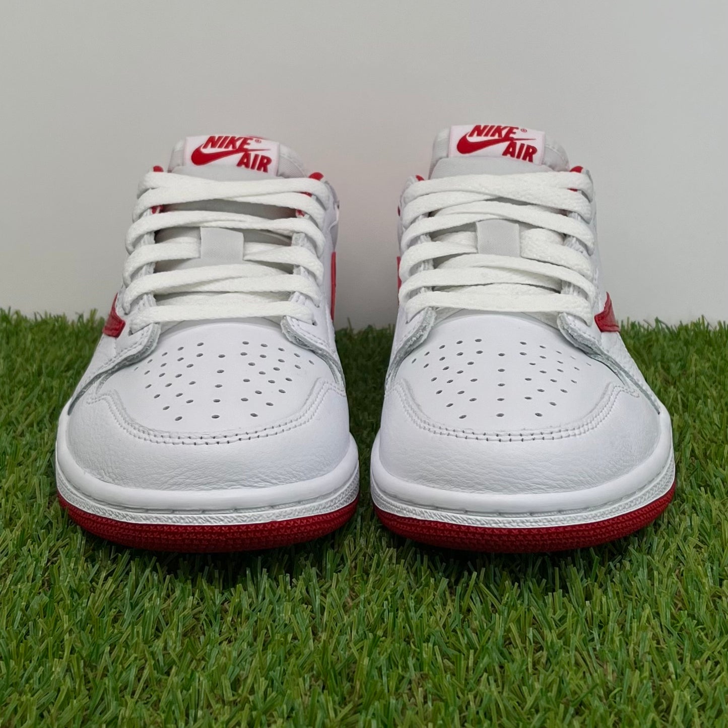 AJ1 low red sample travis custom