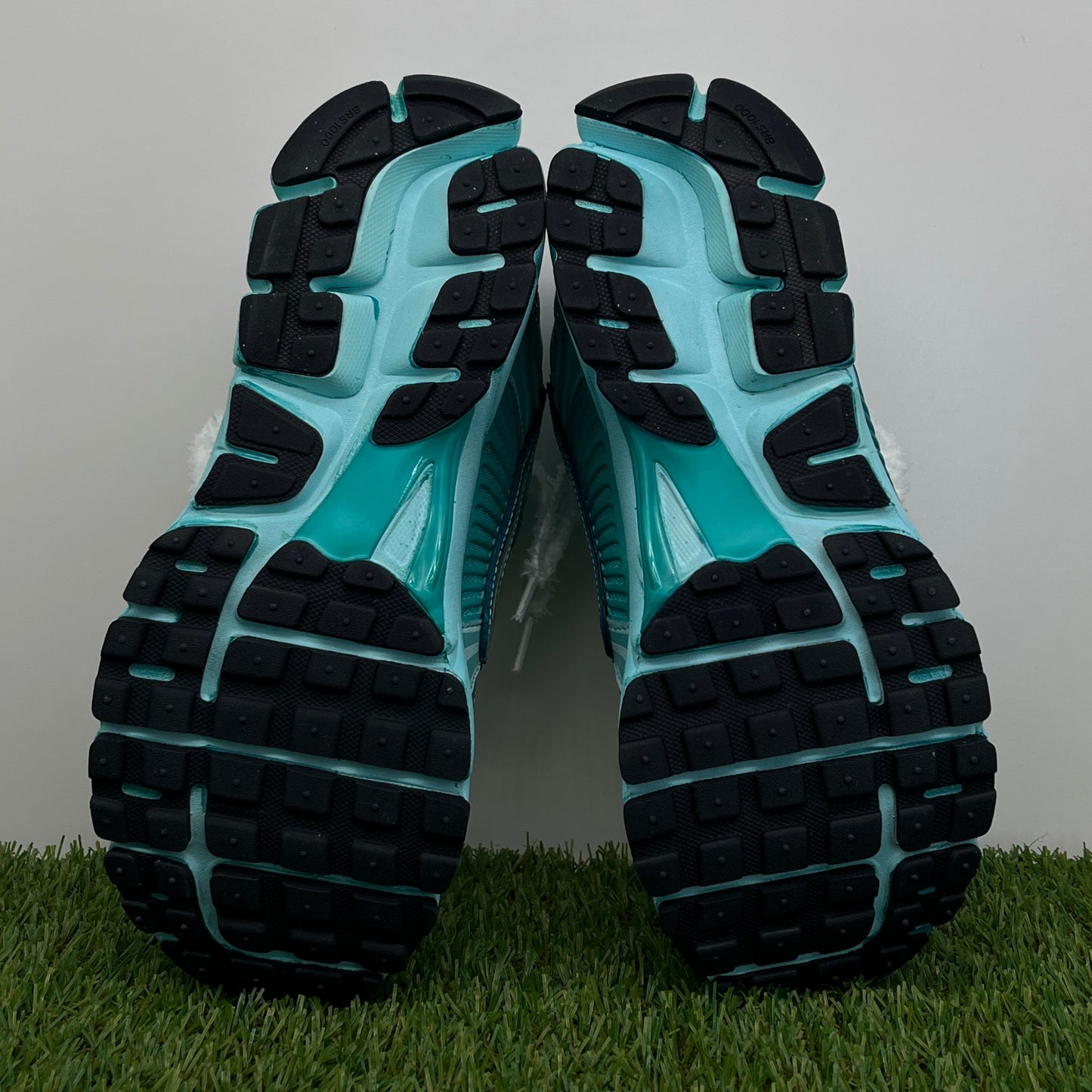 Vomero 5 chrome teal dye