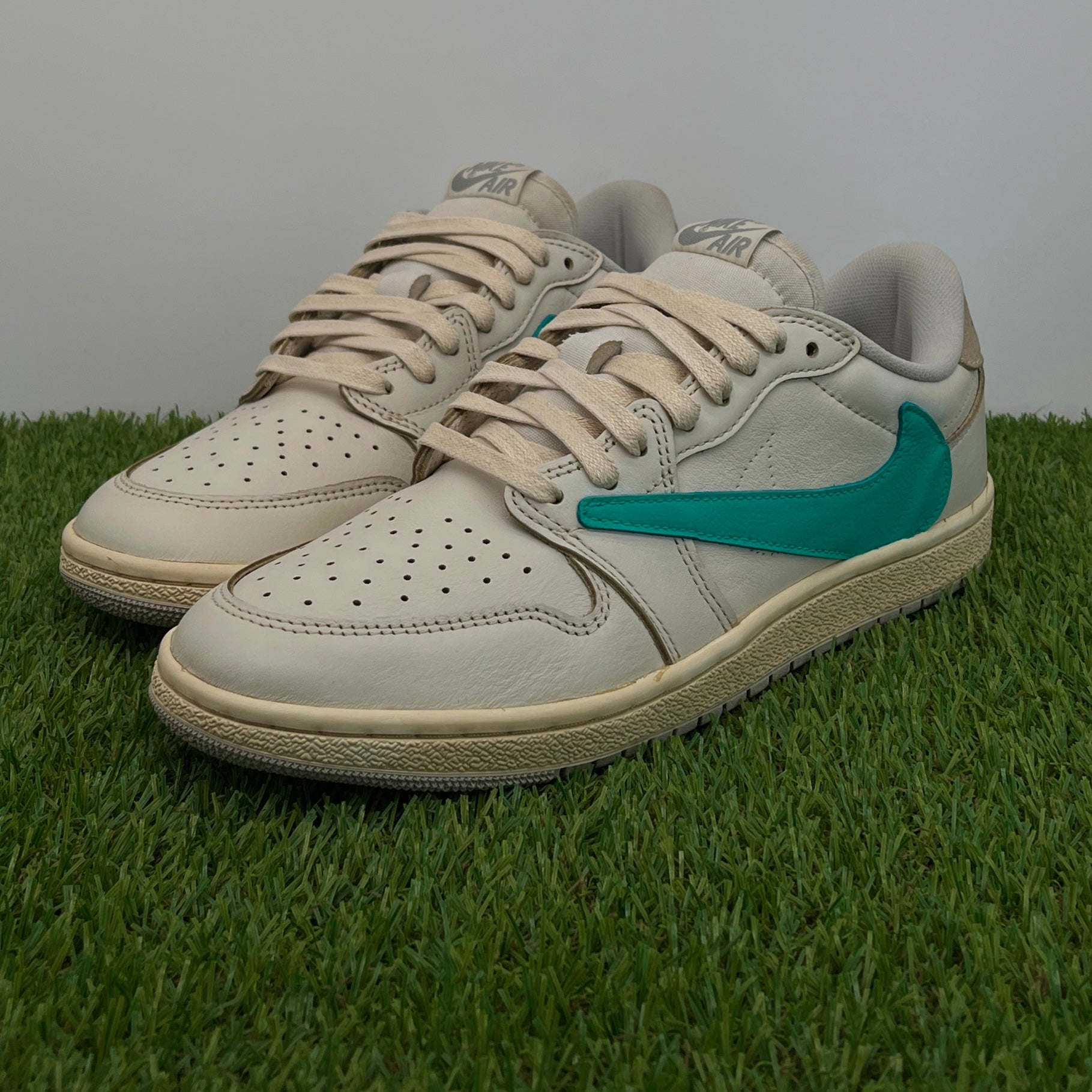 AJ1 low og travis coffee tiffany – R3STORED