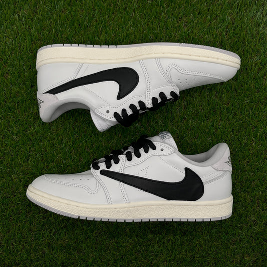 AJ1 low panda travis custom