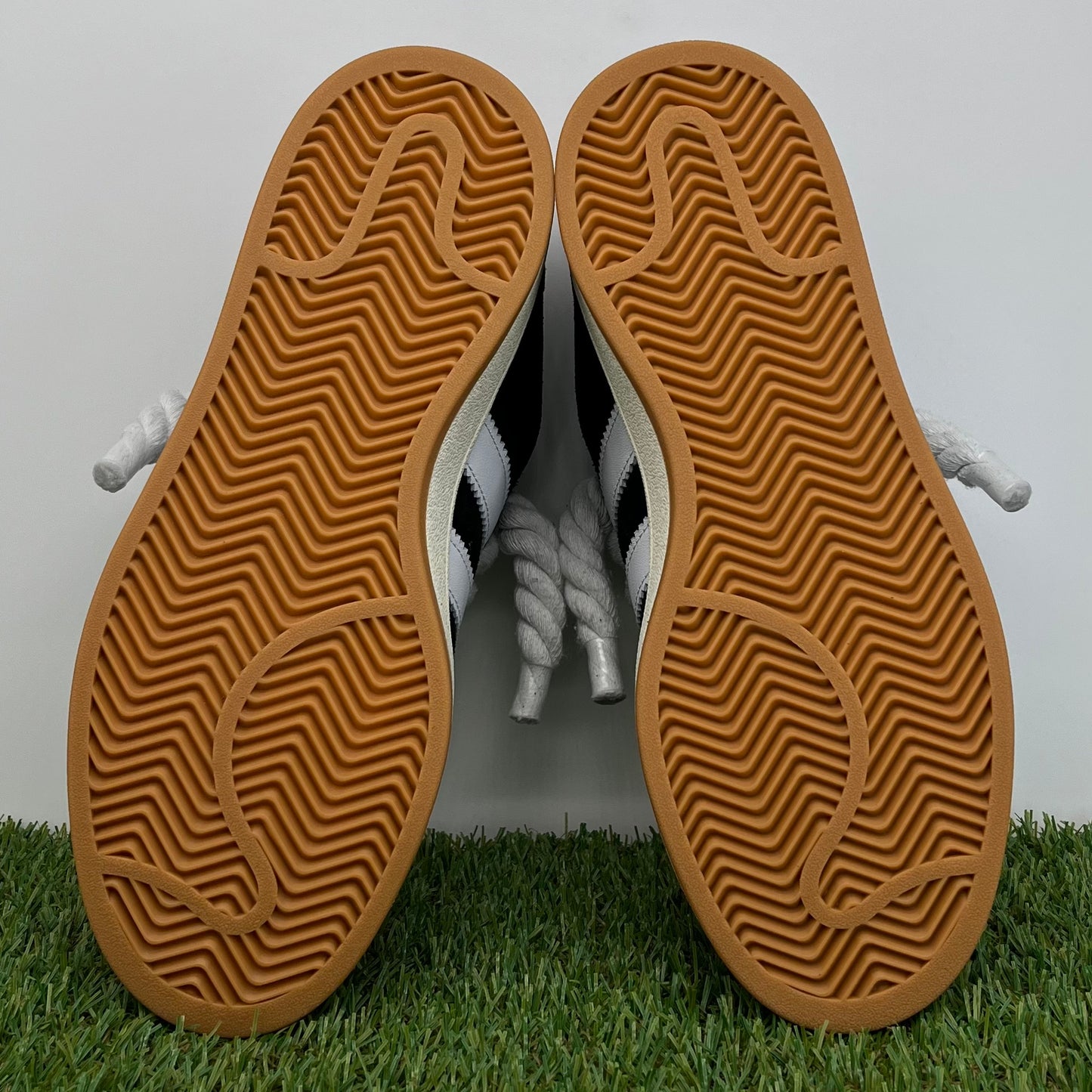 Campus 00 negras rope laces