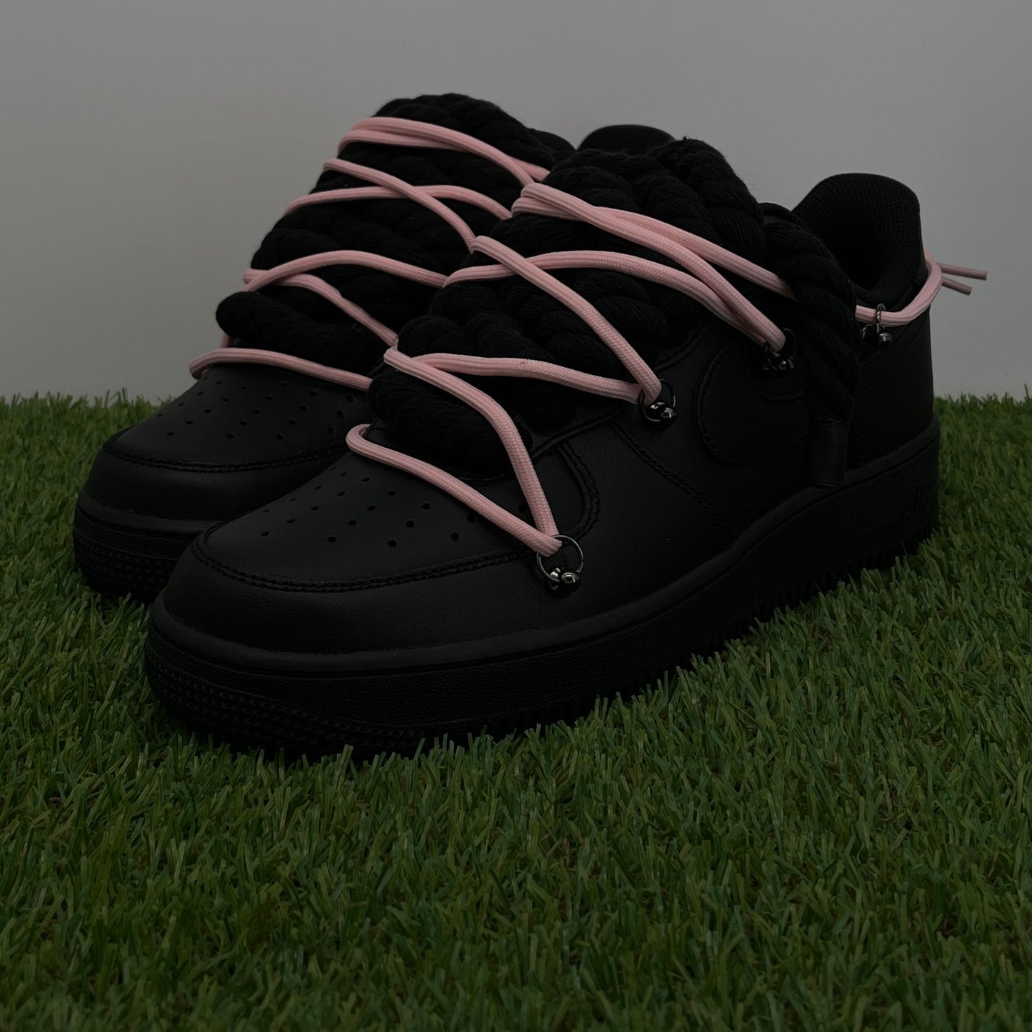 AF1 low black rope extra laces pink