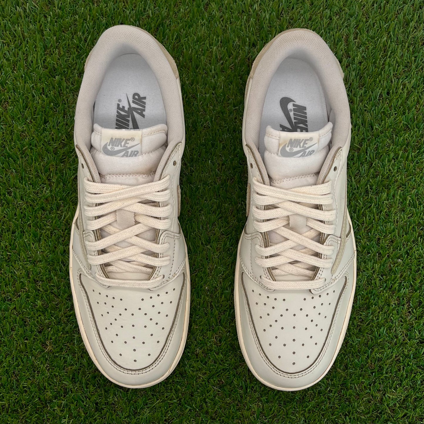 AJ1 low coffee travis custom