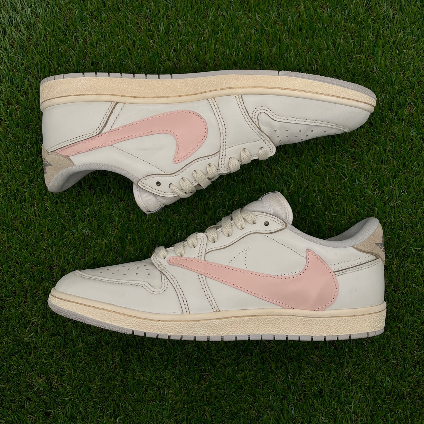AJ1 low coffee rosa Travis custom