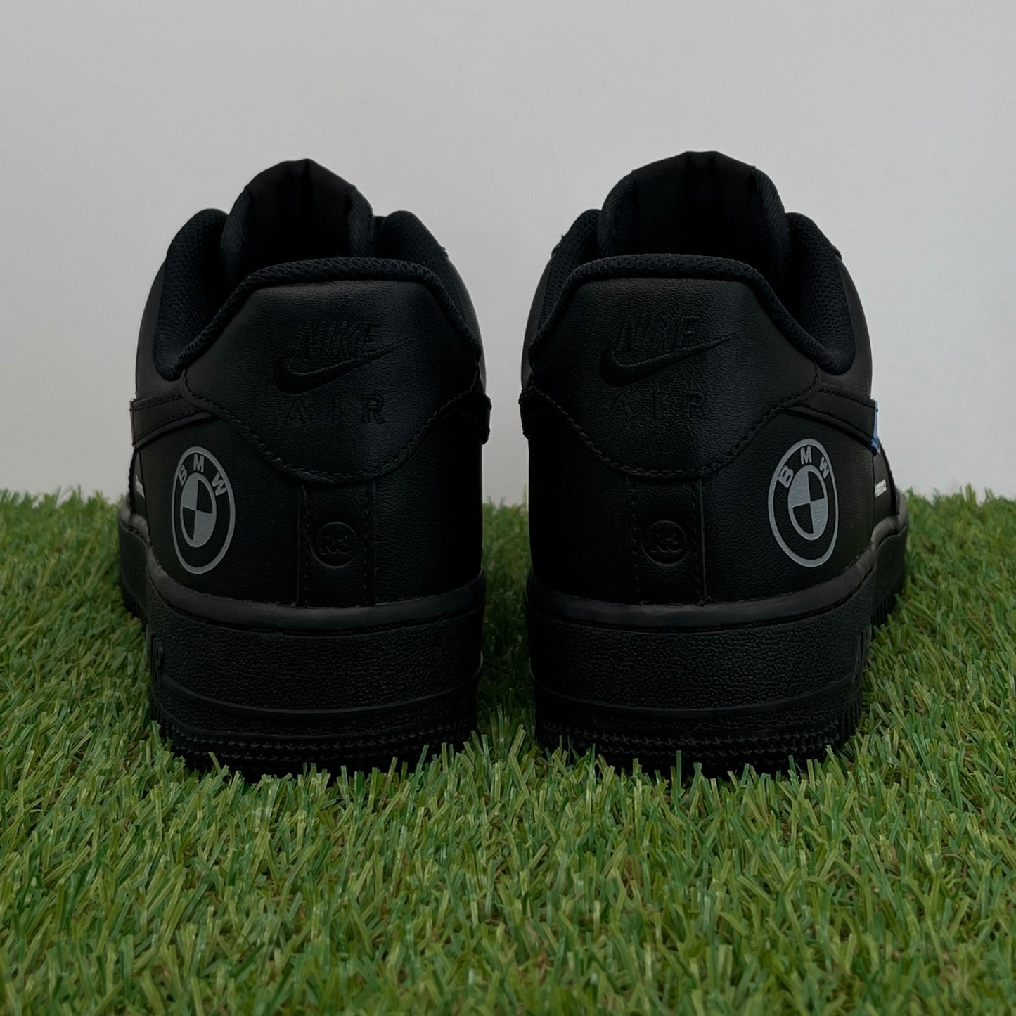 AF1 black Bmw