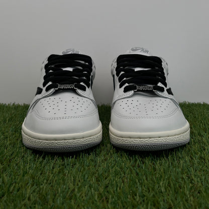 AJ1 low panda travis custom